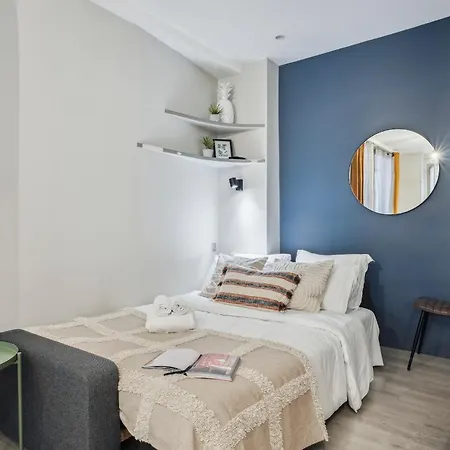 Eiffel & Invalides - Cityapartmentstay Apartment Paris
